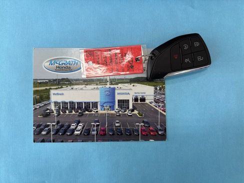 Used 2024 Chevrolet Traverse LT w/ Midnight/Sport Edition AWD/4WD image 4