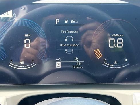 Certified 2025 Hyundai Tucson SEL FWD image 12