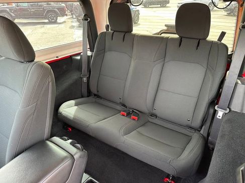 Used 2021 Jeep Wrangler Sport S image 12