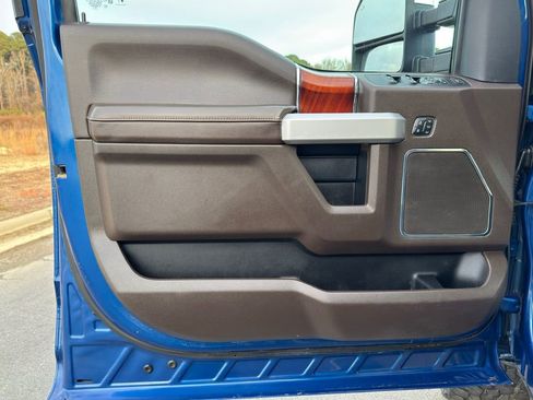 Used 2022 Ford F350 King Ranch w/ King Ranch Ultimate Package image 11