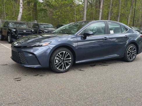 New 2026 Toyota Camry XLE AWD/4WD image 4