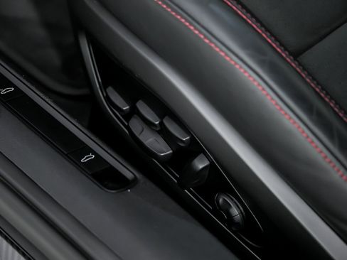 Used 2022 Porsche 911 GT3 RWD image 24