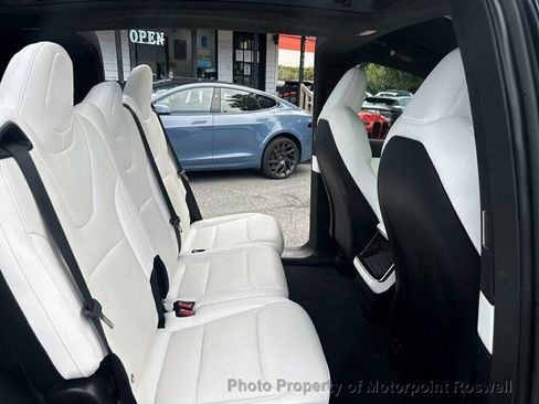 Used 2022 Tesla Model X AWD/4WD image 17