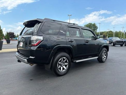 Certified 2023 Toyota 4Runner TRD Off-Road AWD/4WD image 7