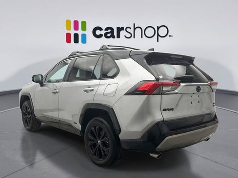 Used 2024 Toyota RAV4 XSE AWD/4WD image 3