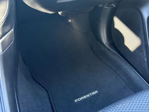 Used 2021 Subaru Forester Premium image 10