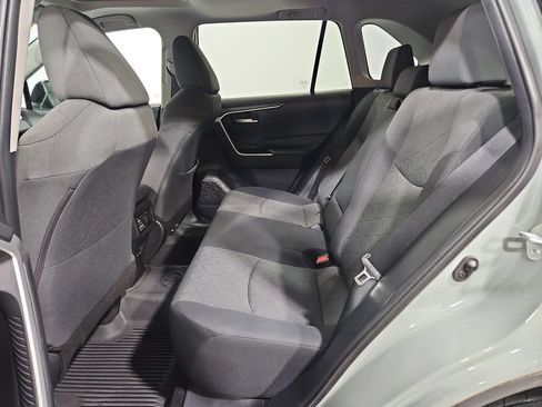 Used 2021 Toyota RAV4 XLE w/ Convenience Package AWD/4WD image 25