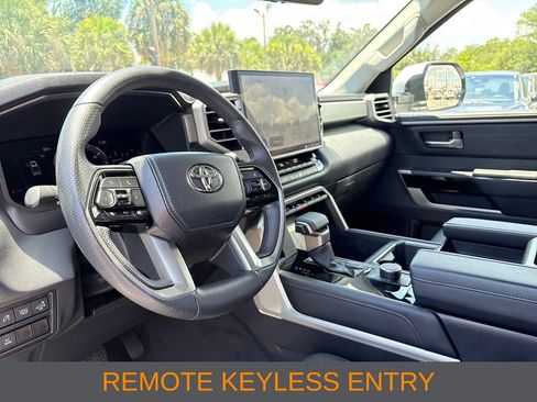 Used 2023 Toyota Tundra Limited w/ Power Package RWD image 5