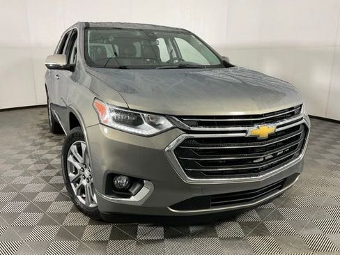Used 2019 Chevrolet Traverse Premier w/ Driver Confidence II Package image 10