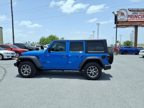 Used 2024 Jeep Wrangler Unlimited Sport AWD/4WD image 5
