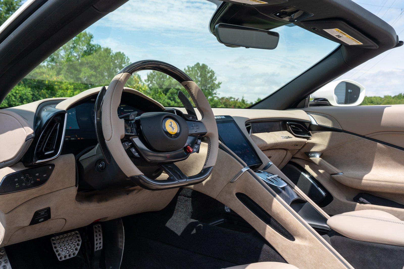 Used 2024 Ferrari Roma Spider RWD image 30
