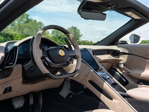 Used 2024 Ferrari Roma Spider RWD image 30