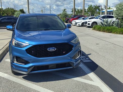 Used 2021 Ford Edge ST AWD/4WD image 9