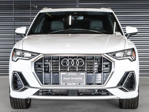 Certified 2024 Audi Q3 2.0T Premium Plus w/ Premium Plus Package image 14