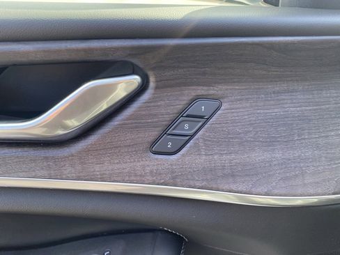 New 2025 Jeep Grand Cherokee L Overland w/ Trailer Tow Package image 13