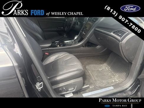Used 2016 Ford Fusion Titanium FWD image 7