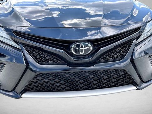Used 2019 Toyota Camry XSE FWD image 30