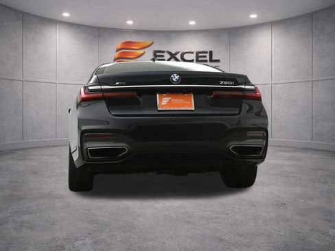 Used 2020 BMW 750i xDrive w/ M Sport Package AWD/4WD image 58