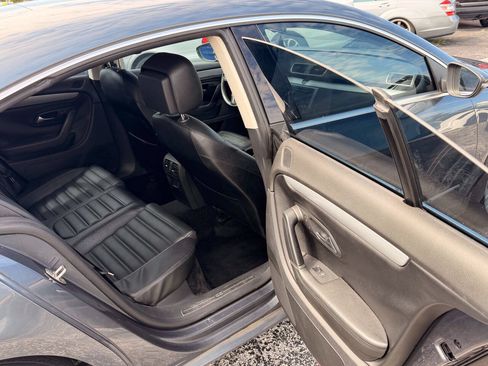 Used 2013 Volkswagen CC Sport FWD image 10