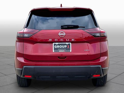 Used 2025 Nissan Rogue SV AWD/4WD image 5