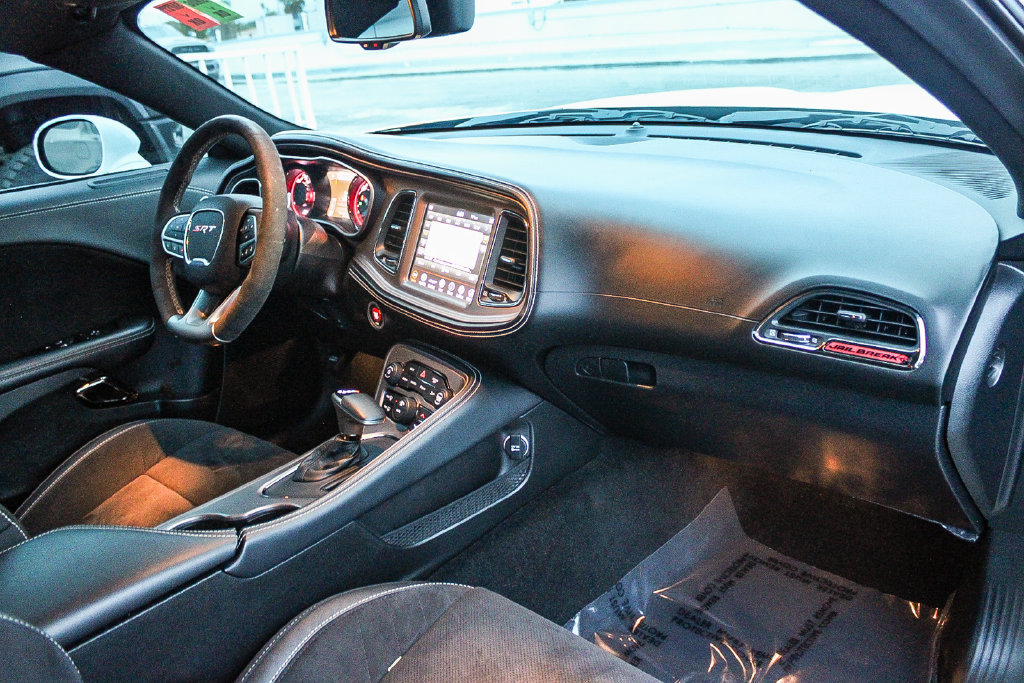 Used 2023 Dodge Challenger SRT Hellcat RWD image 13