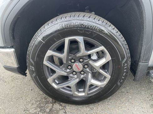 New 2026 GMC Sierra 1500 SLT w/ SLT Premium Package image 34