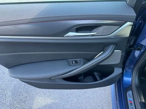 Used 2023 BMW M550i xDrive image 35