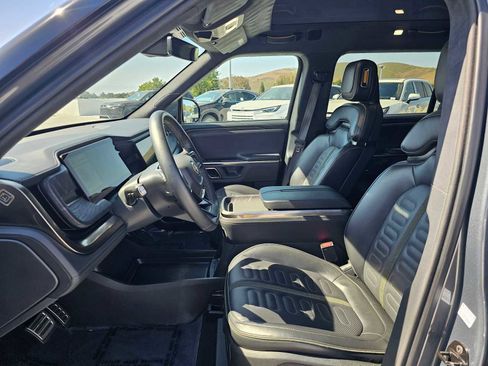 Used 2024 Rivian R1S Adventure AWD/4WD image 22