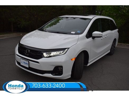 New 2026 Honda Odyssey Elite image 3