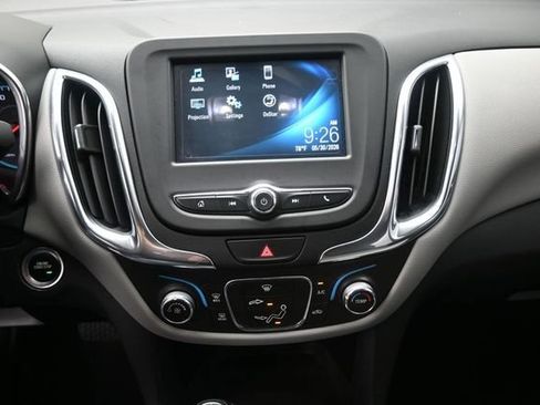 Used 2018 Chevrolet Equinox LS w/ LPO, Cargo Package FWD image 9