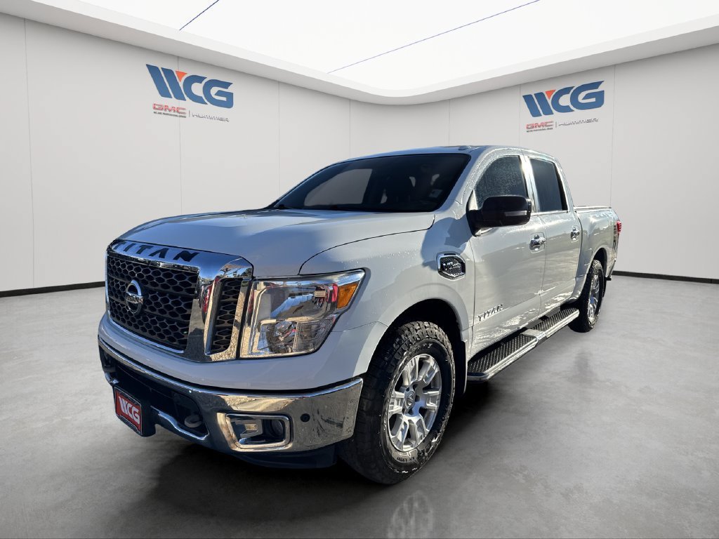 Used 2017 Nissan Titan SV AWD/4WD image 7