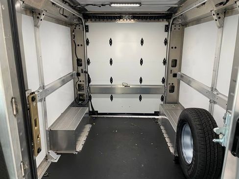 New 2025 Chevrolet Brightdrop 400 w/ Battery Pack, Max Range image 11