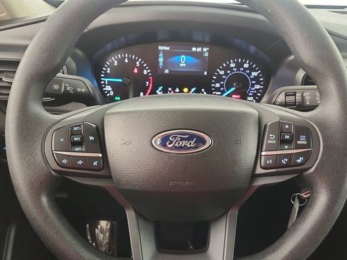 Used 2023 Ford Explorer XLT image 11