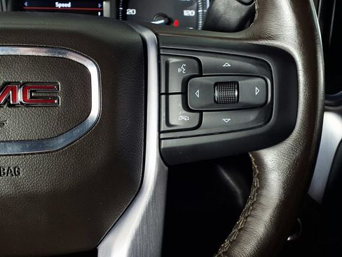 Used 2021 GMC Sierra 1500 SLT AWD/4WD image 19