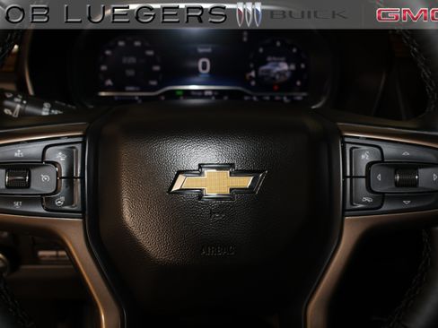 Certified 2024 Chevrolet Tahoe High Country AWD/4WD image 31