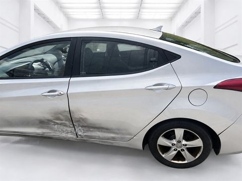 Used 2012 Hyundai Elantra GLS w/ Preferred Pkg 3 FWD image 19