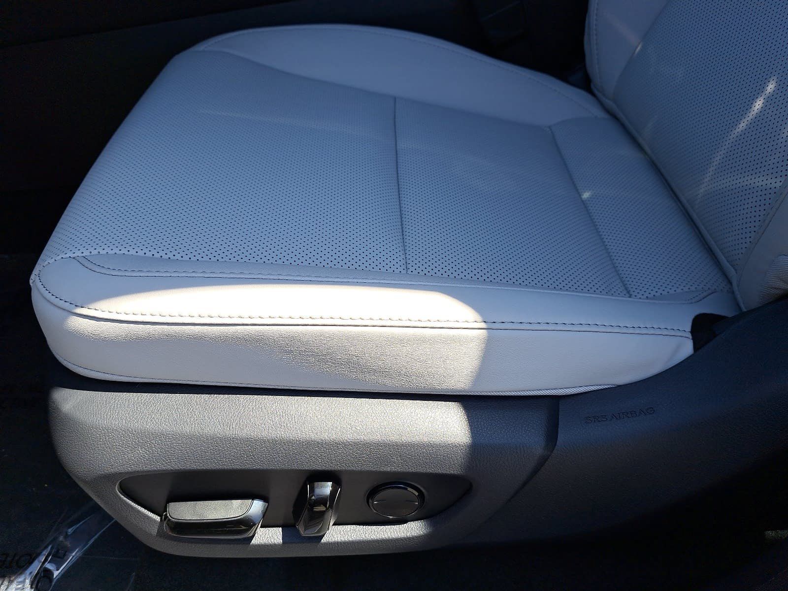 Used 2026 Lexus RX 350 Premium w/ Convenience Package FWD image 31