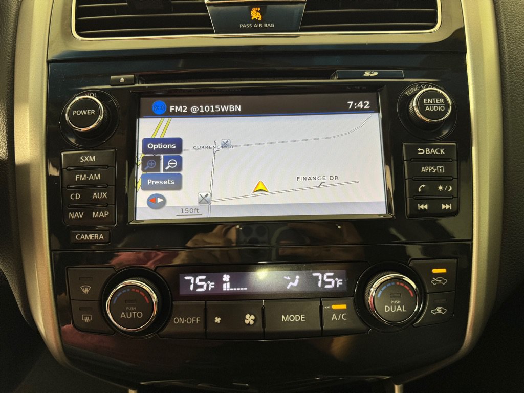 Used 2014 Nissan Altima 2.5 SL w/ Technology Package FWD image 14