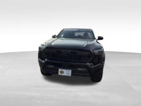 New 2025 Toyota Tacoma TRD Off-Road image 10