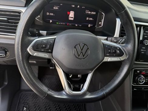 Used 2023 Volkswagen Atlas Cross Sport SEL Premium R-Line image 20