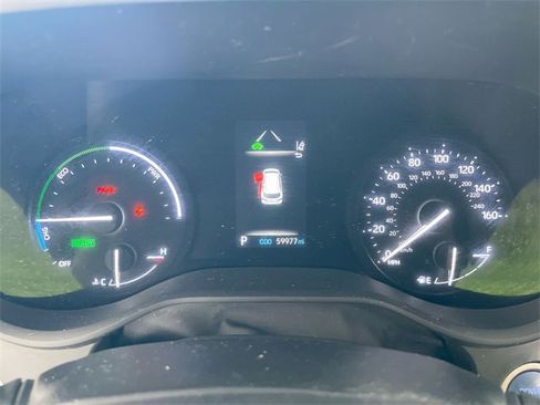 Used 2023 Toyota Sienna XLE image 39