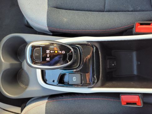 Used 2019 Chevrolet Bolt LT FWD image 40
