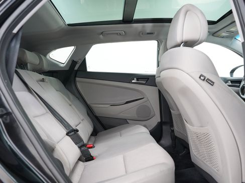 Used 2018 Hyundai Tucson Value AWD/4WD image 15