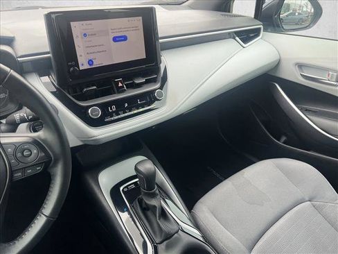 Used 2025 Toyota Corolla SE image 15