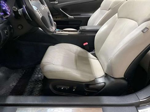 Used 2011 Lexus IS 350C w/ Luxury Pkg RWD image 61