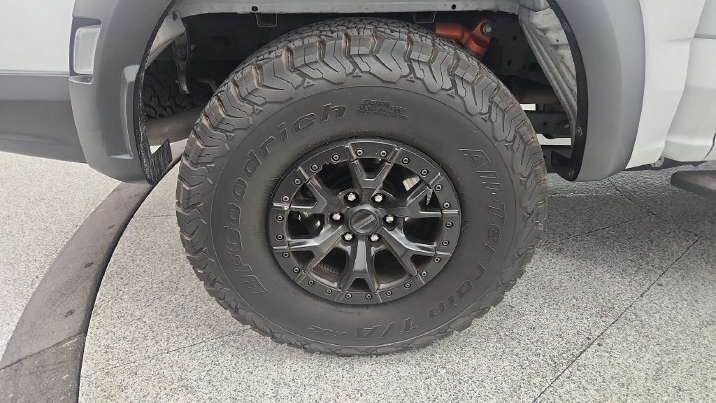 Used 2022 Ford F150 Raptor w/ Convenience Package AWD/4WD image 24