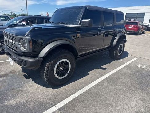 Used 2023 Ford Bronco Badlands w/ Sasquatch Package AWD/4WD image 1