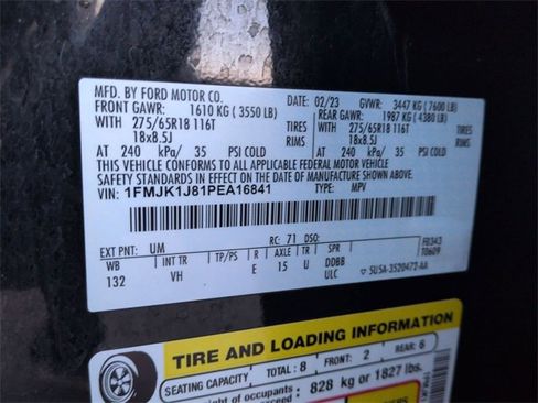 Used 2023 Ford Expedition Max XLT image 34