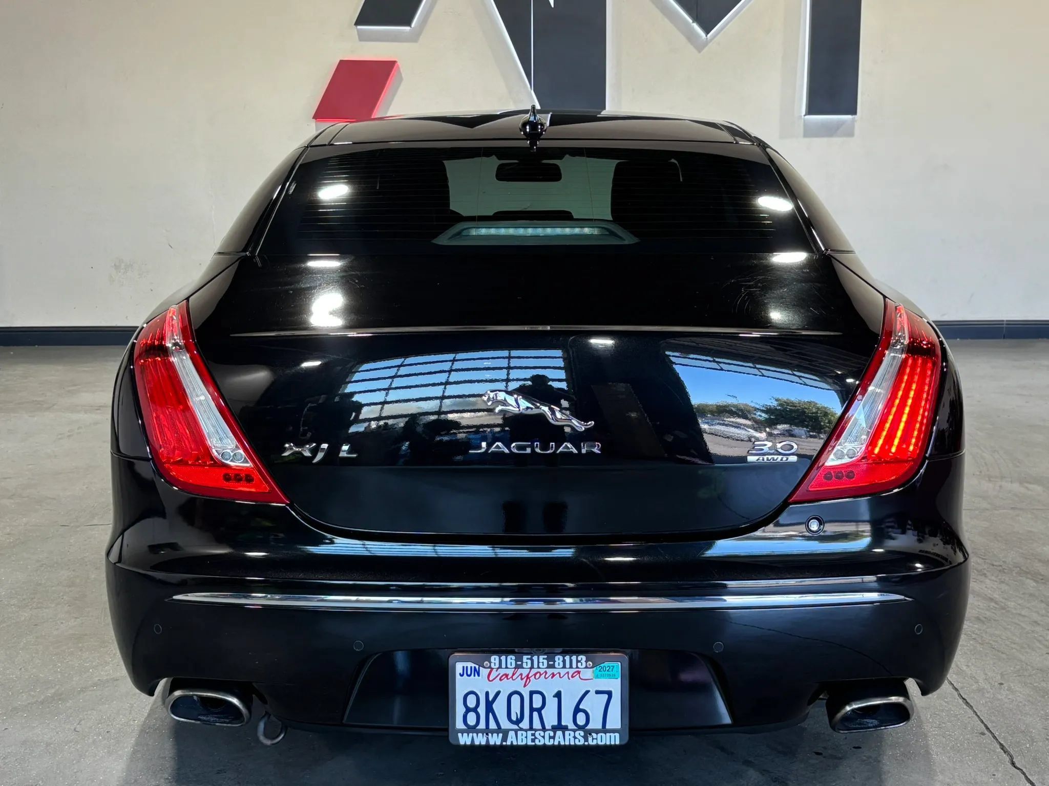 Used 2015 Jaguar XJ L Portfolio AWD/4WD image 5
