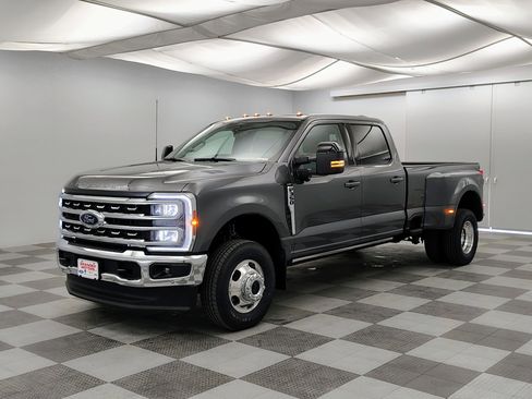 New 2026 Ford F350 Lariat AWD/4WD image 7